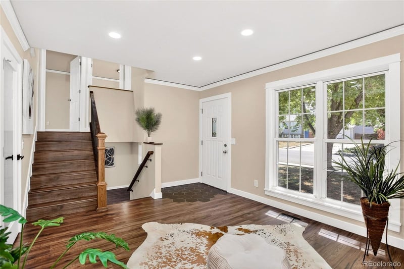 1672 Rifle St, Aurora, CO 80017