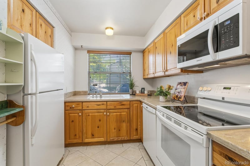 1924 Newland Ct, Lakewood, CO 80214