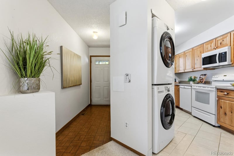 1924 Newland Ct, Lakewood, CO 80214