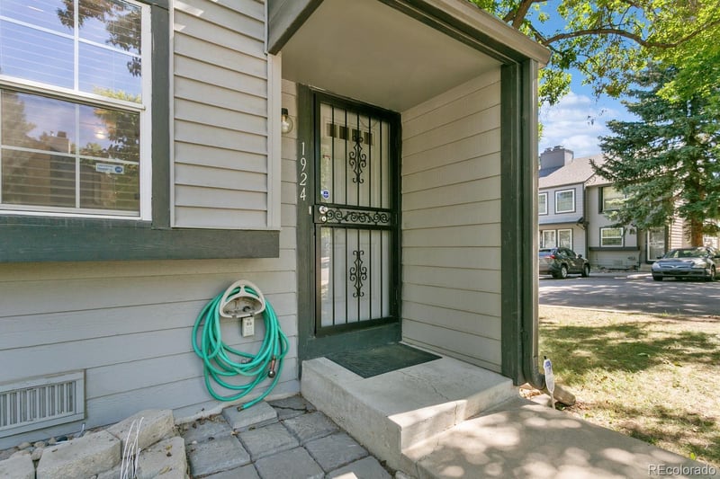 1924 Newland Ct, Lakewood, CO 80214