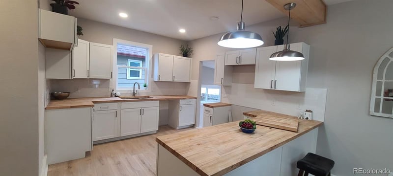 115 23rd St, Colorado Springs, CO 80904