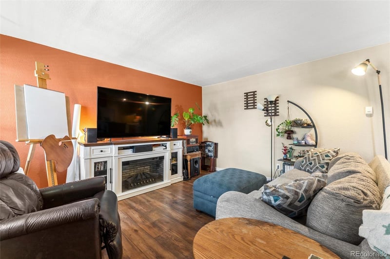 5402 Carr St #206, Arvada, CO 80002