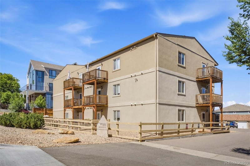 5402 Carr St #206, Arvada, CO 80002
