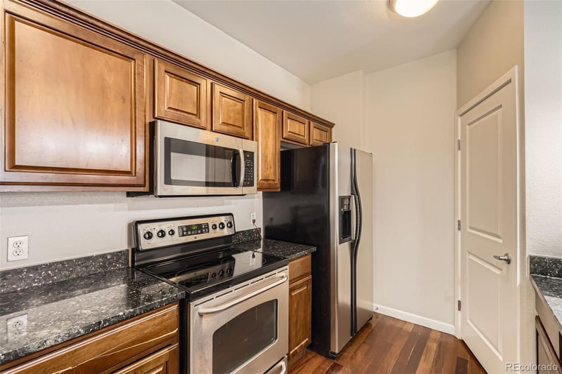 4100 Albion St #303, Denver, CO 80216