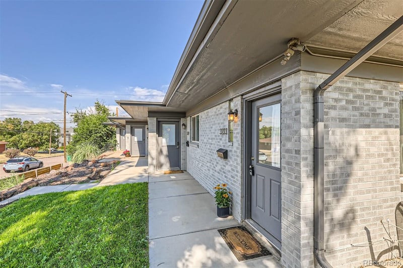 3233 33rd Ave, Denver, CO 80205