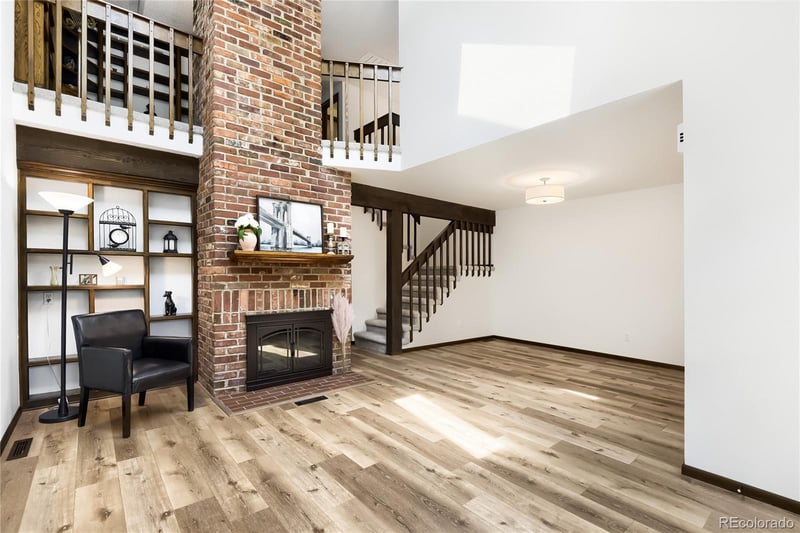 2901 W Long Dr #C, Littleton, CO 80120