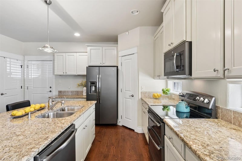 700 Albion St, Denver, CO 80220