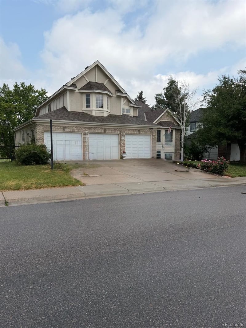 6843 Owens St, Littleton, CO 80127