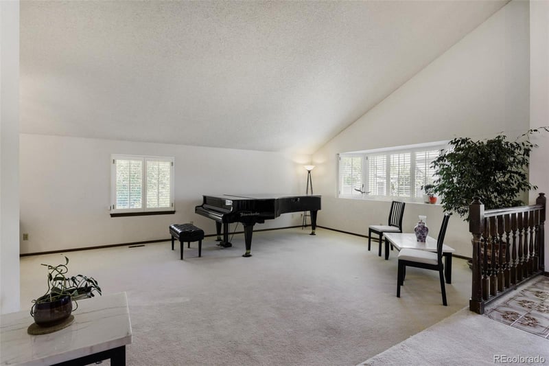 543 Old Stone Dr, Littleton, CO 80126