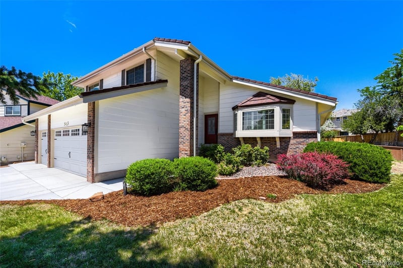 543 Old Stone Dr, Littleton, CO 80126