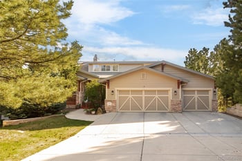 25042 E Davies Dr, Aurora, CO 80016