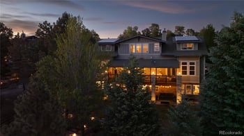 25042 E Davies Dr, Aurora, CO 80016
