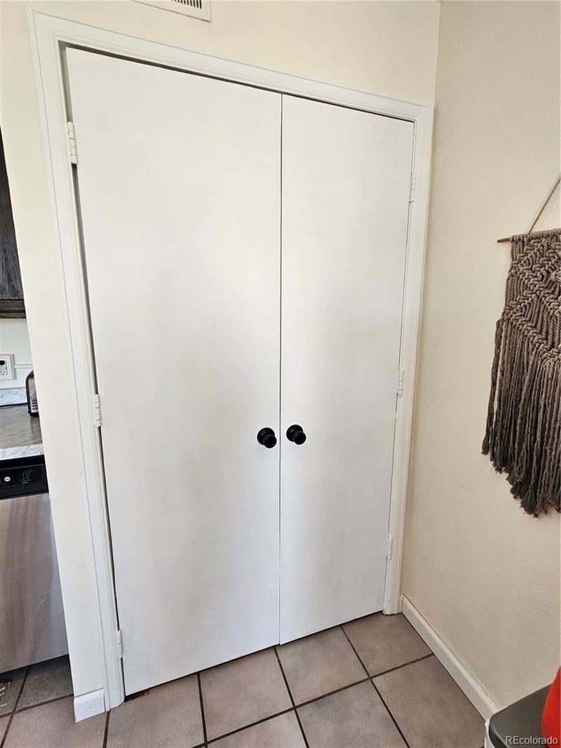 1830 Newland Ct #320, Lakewood, CO 80214