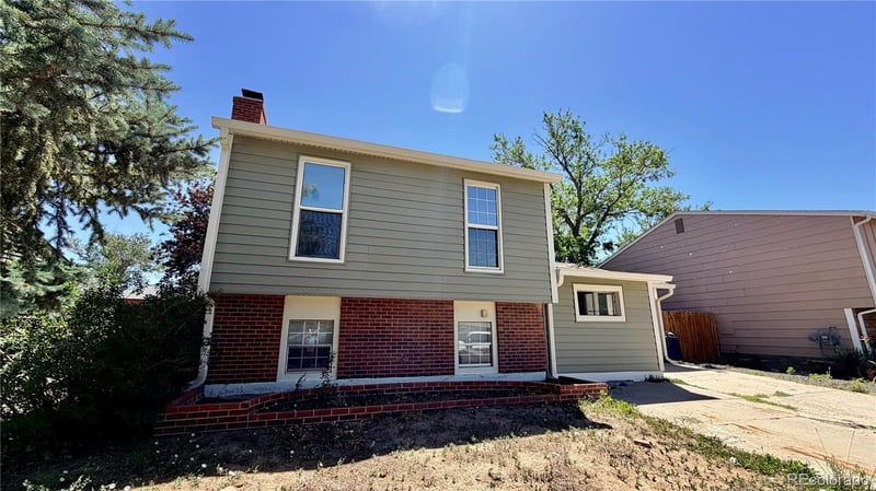 218 Madison Dr, Bennett, CO 80102