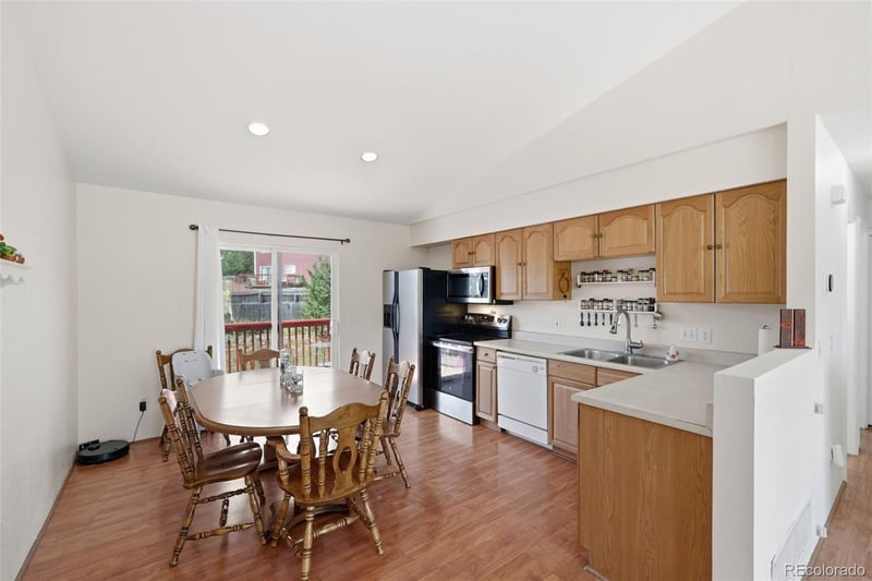 17082 E Arkansas Dr, Aurora, CO 80017