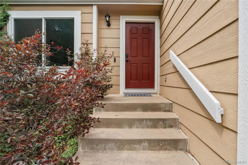 4903 Apollo Bay Dr, Littleton, CO 80130
