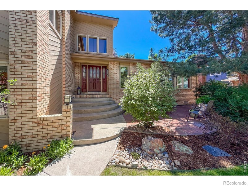 1234 Twin Peaks Cir, Longmont, CO 80503
