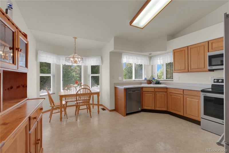 4960 Dry Stone Dr, Colorado Springs, CO 80923