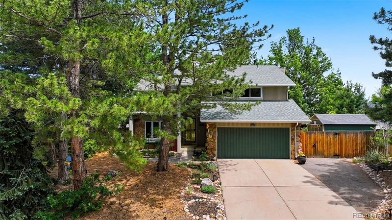 927 Oakwood Dr, Castle Rock, CO 80104