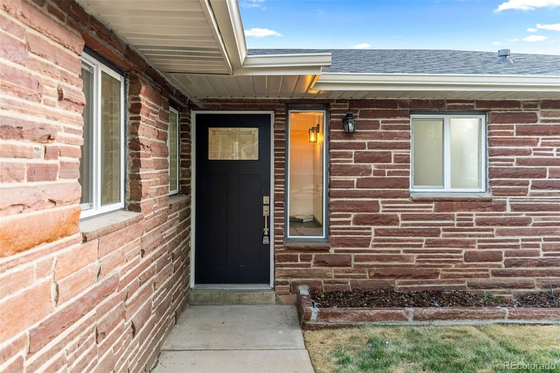 5021 S Washington St, Englewood, CO 80113