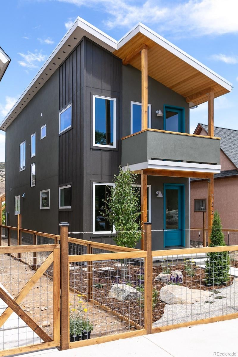 712 2nd St, Salida, CO 81201