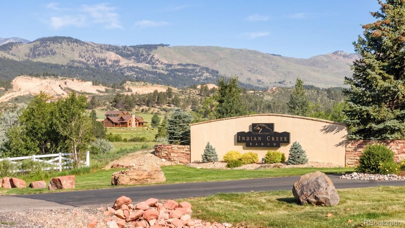 14 Rocky Mountain Rd, Loveland, CO 80538