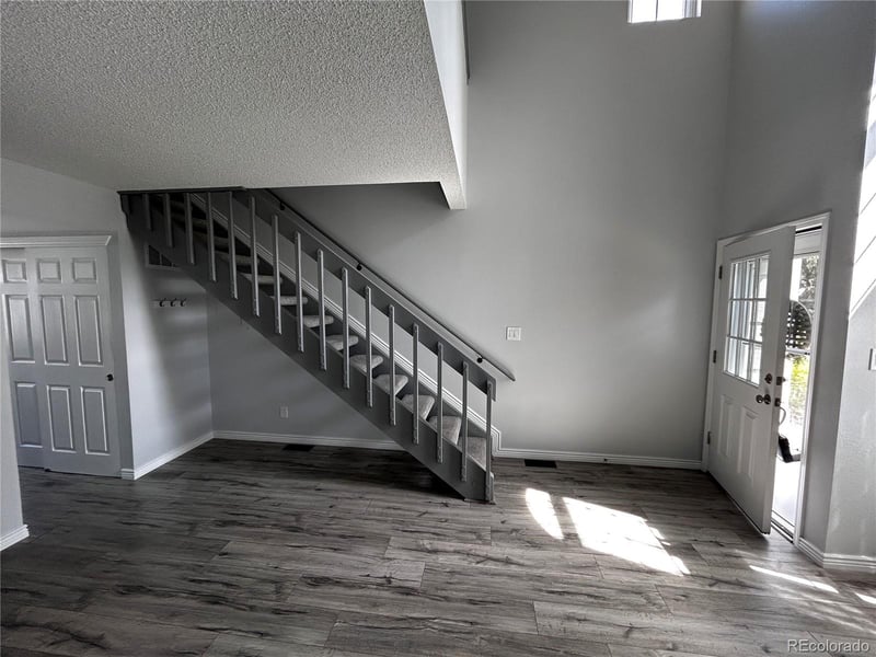 7250 Devinney Ct #E, Arvada, CO 80005
