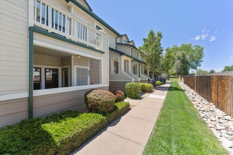8707 Florida Ave #605, Denver, CO 80247