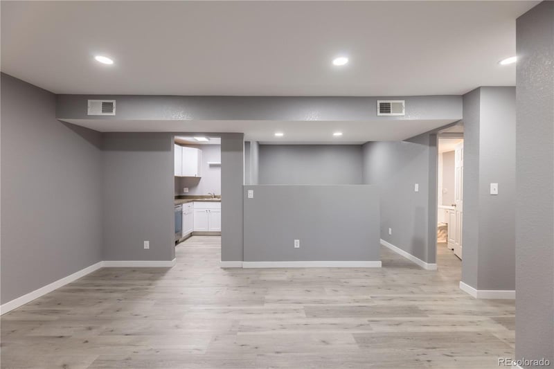 5300 Cherry Creek South Dr #905, Denver, CO 80246