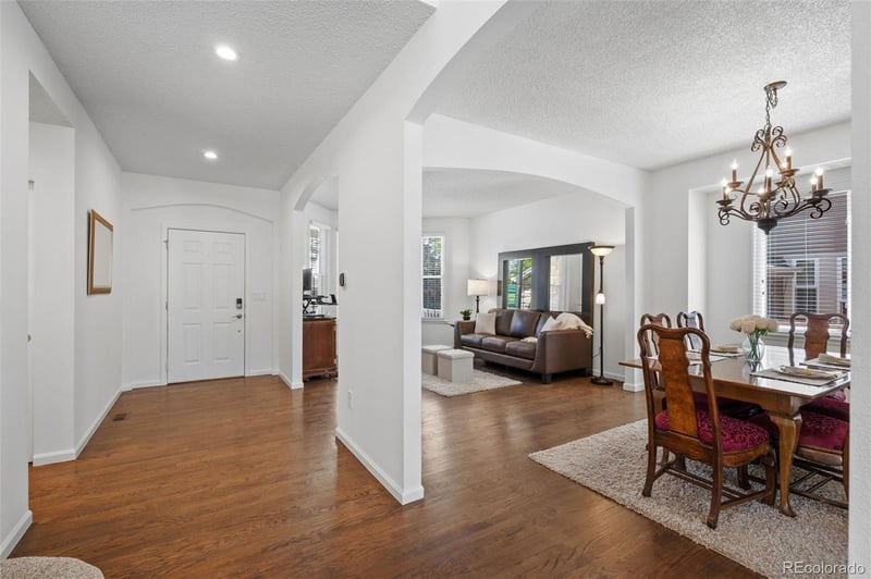 9352 Chambray Ln, Littleton, CO 80130