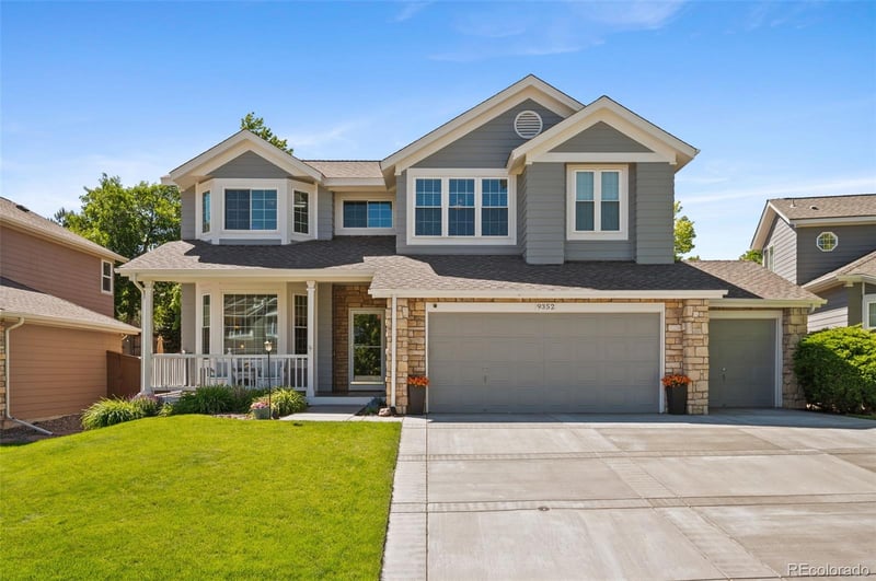 9352 Chambray Ln, Littleton, CO 80130