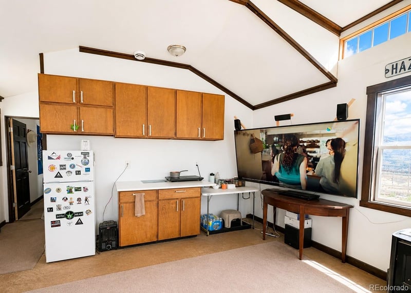 906 Mr 45 Ln, Moffat, CO 81143