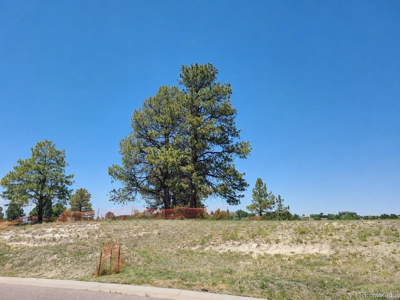 7952 Langdale Way, Aurora, CO 80016