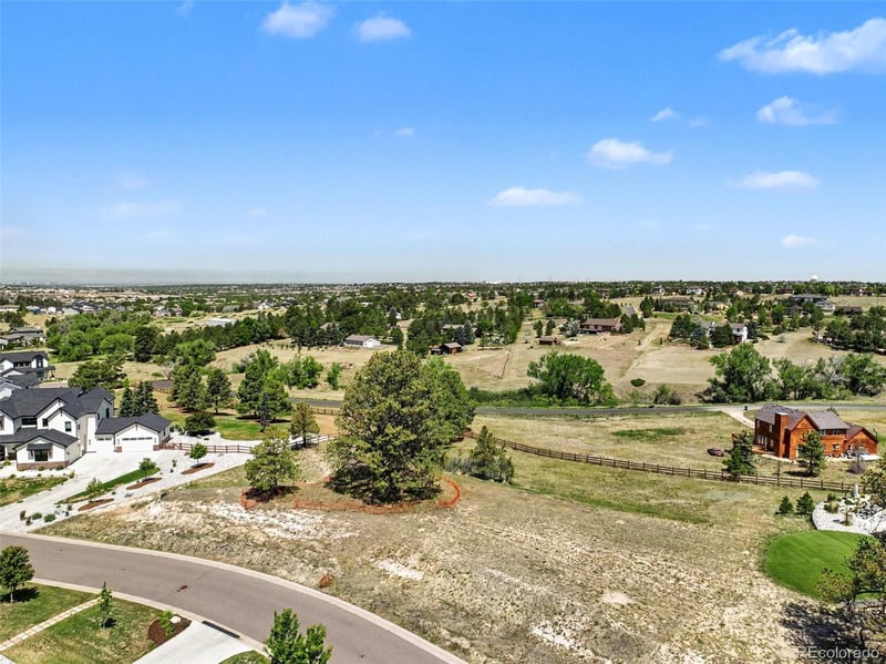 7952 Langdale Way, Aurora, CO 80016
