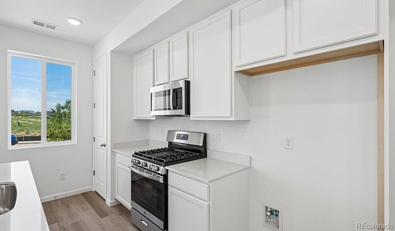 21371 E 67th Ave, Aurora, CO 80019