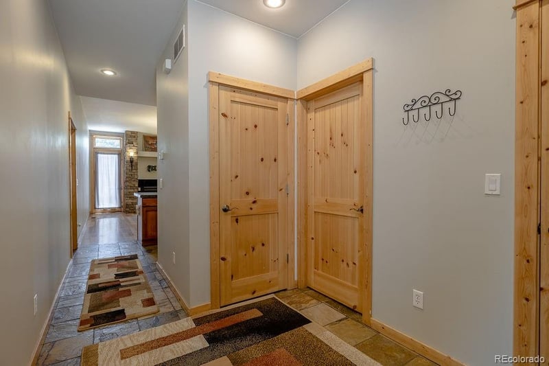 238 Harrison St, Denver, CO 80206