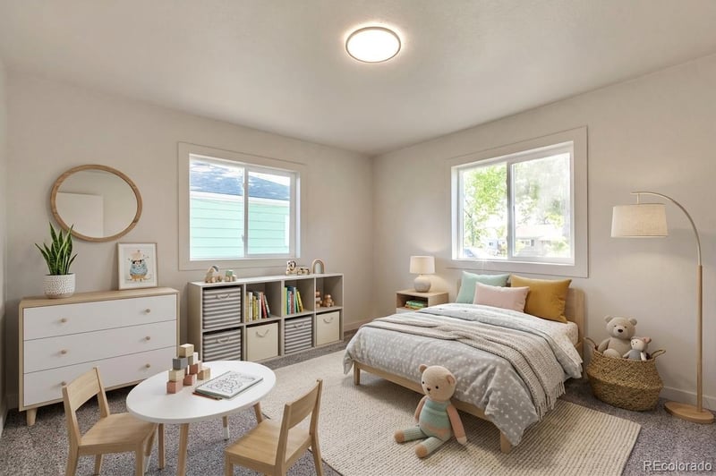 815 Zion St, Aurora, CO 80011