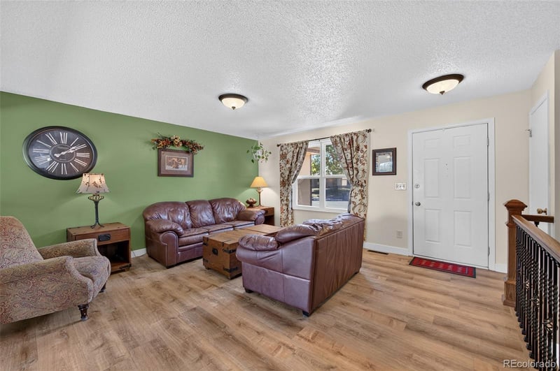 17423 Prentice Cir, Aurora, CO 80015