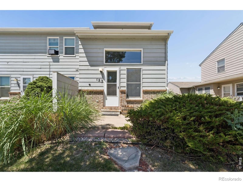 123 E 42nd St, Loveland, CO 80538