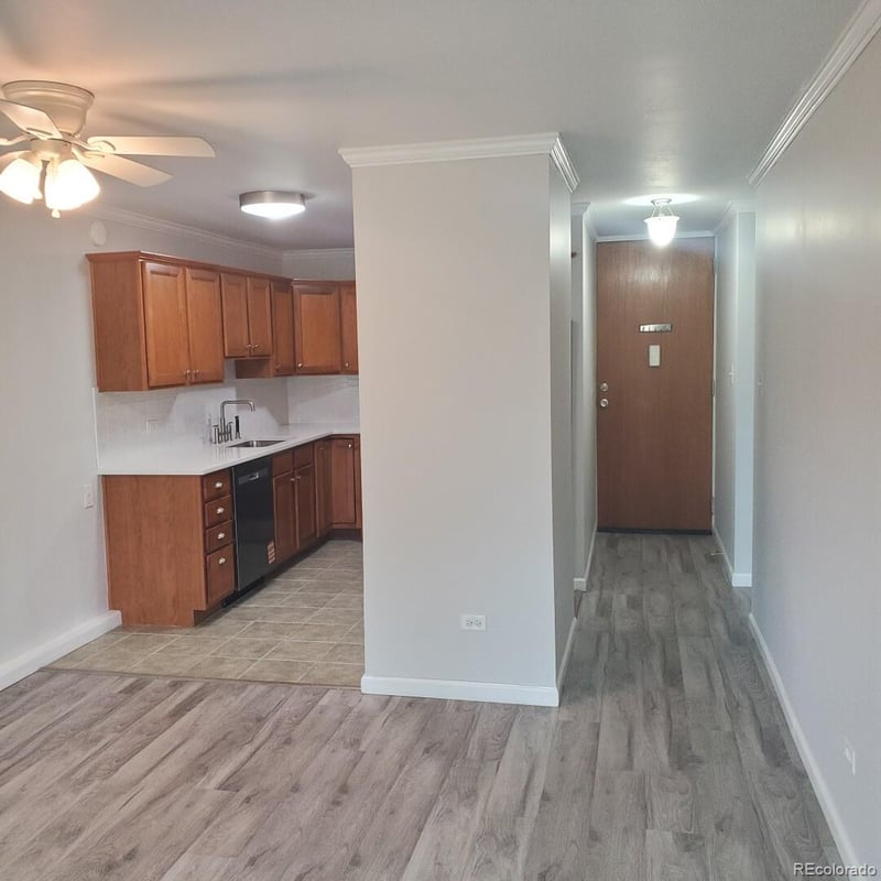 725 Clinton St #11A, Denver, CO 80247