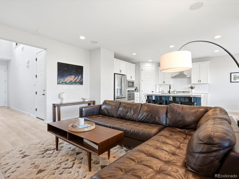 8565 Butte Creek St, Littleton, CO 80125