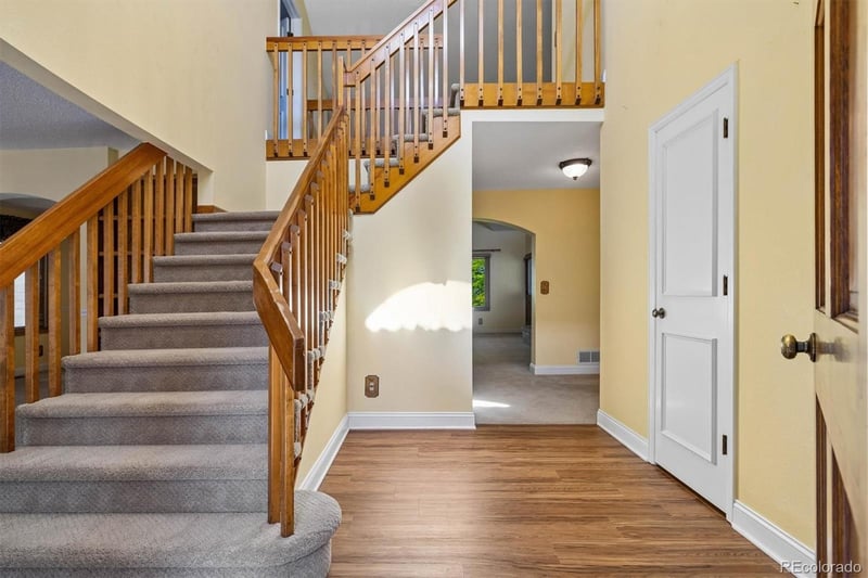 9379 Yale Ln, Littleton, CO 80130