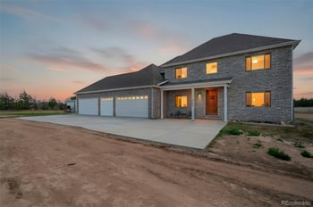 56600 E 30th Ave, Strasburg, CO 80136