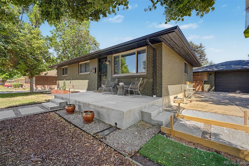 5050 Linden Dr, Englewood, CO 80110