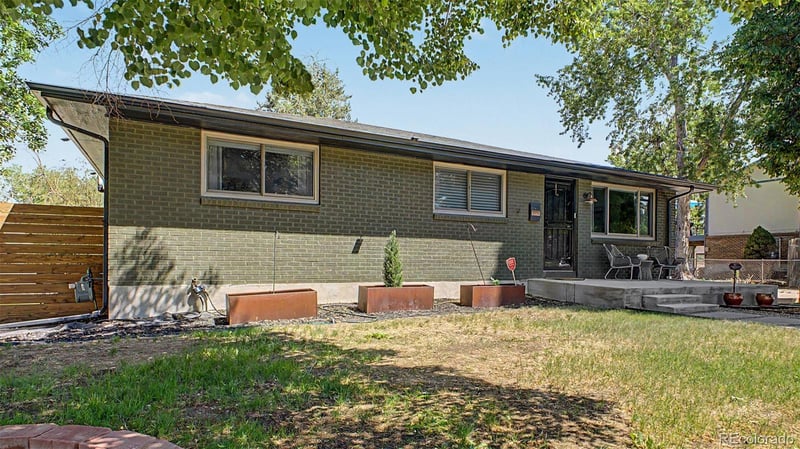 5050 Linden Dr, Englewood, CO 80110