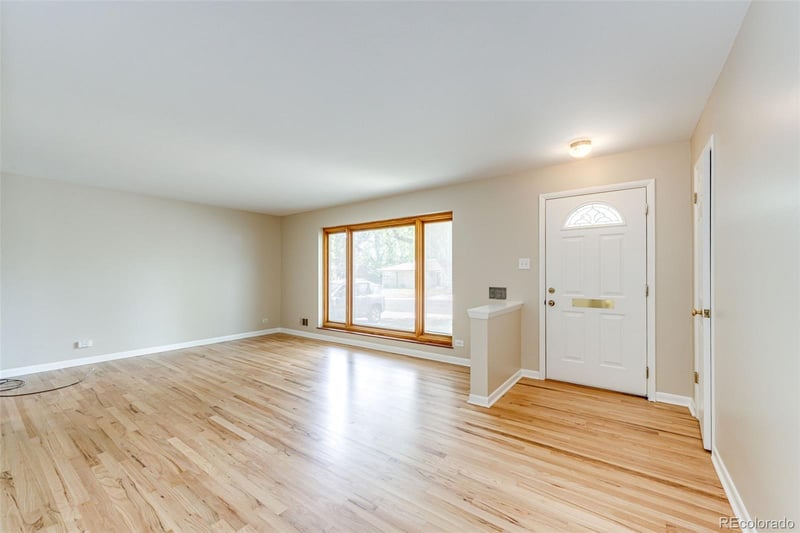 9015 4th Pl, Lakewood, CO 80226