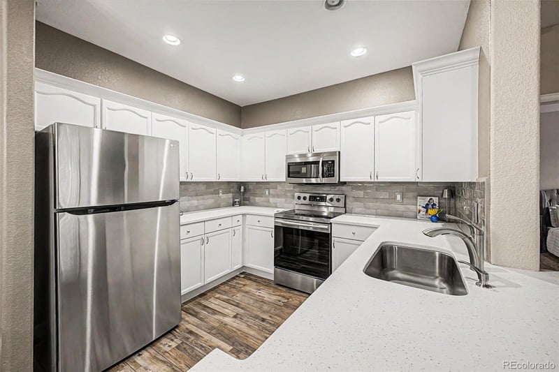 8496 S Hoyt Way #206, Littleton, CO 80128