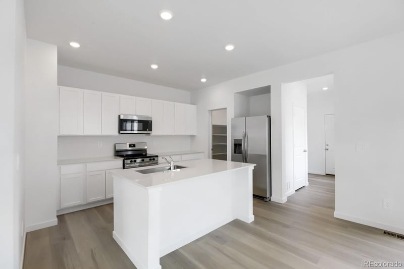 15240 Clayton St, Thornton, CO 80602