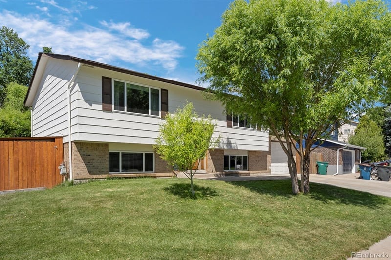 8692 Fair Dr, Littleton, CO 80123