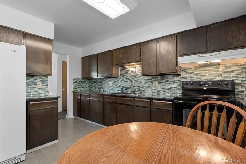8692 Fair Dr, Littleton, CO 80123